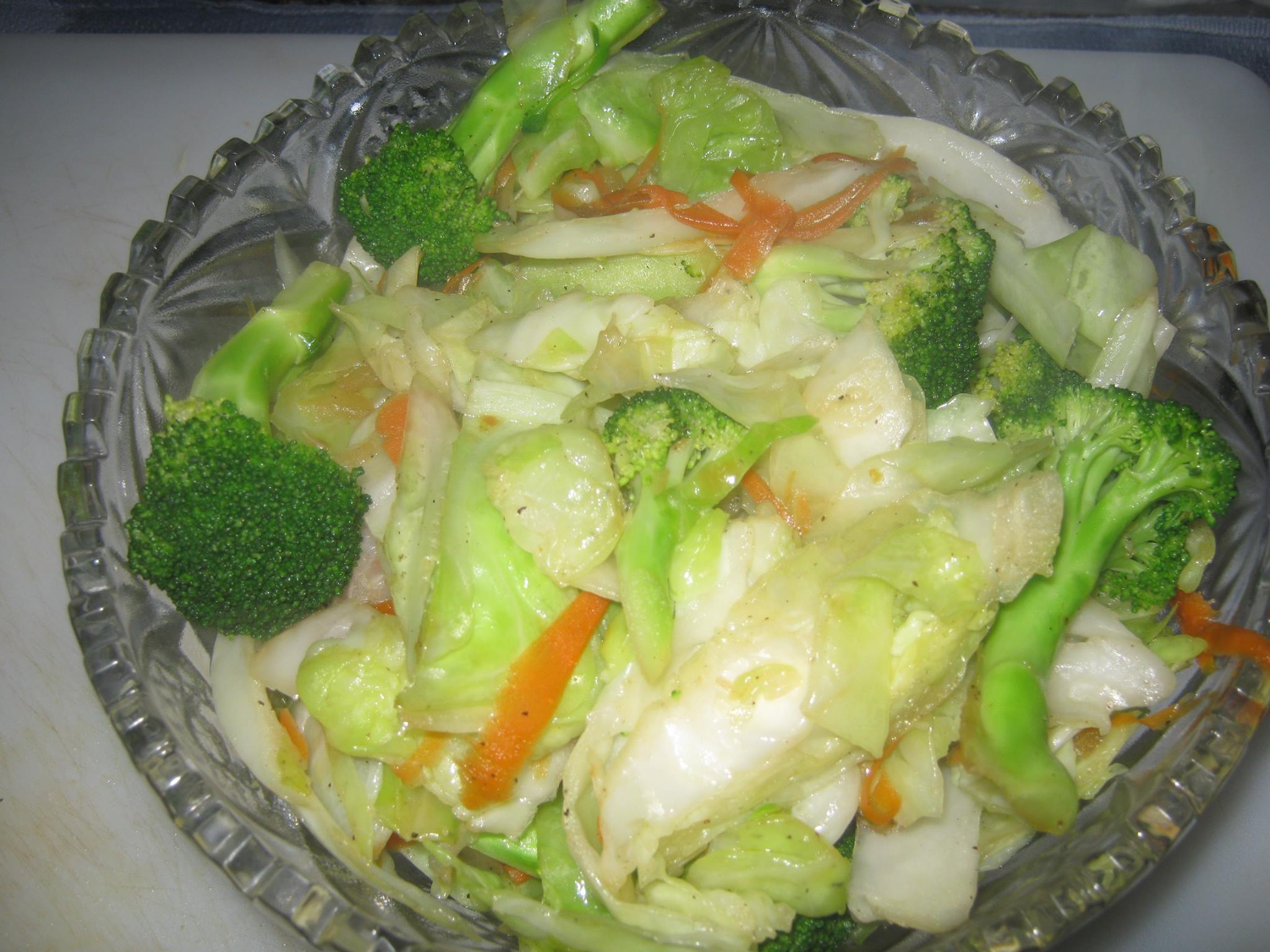 Mixed vegetable recipe in a glass bowl