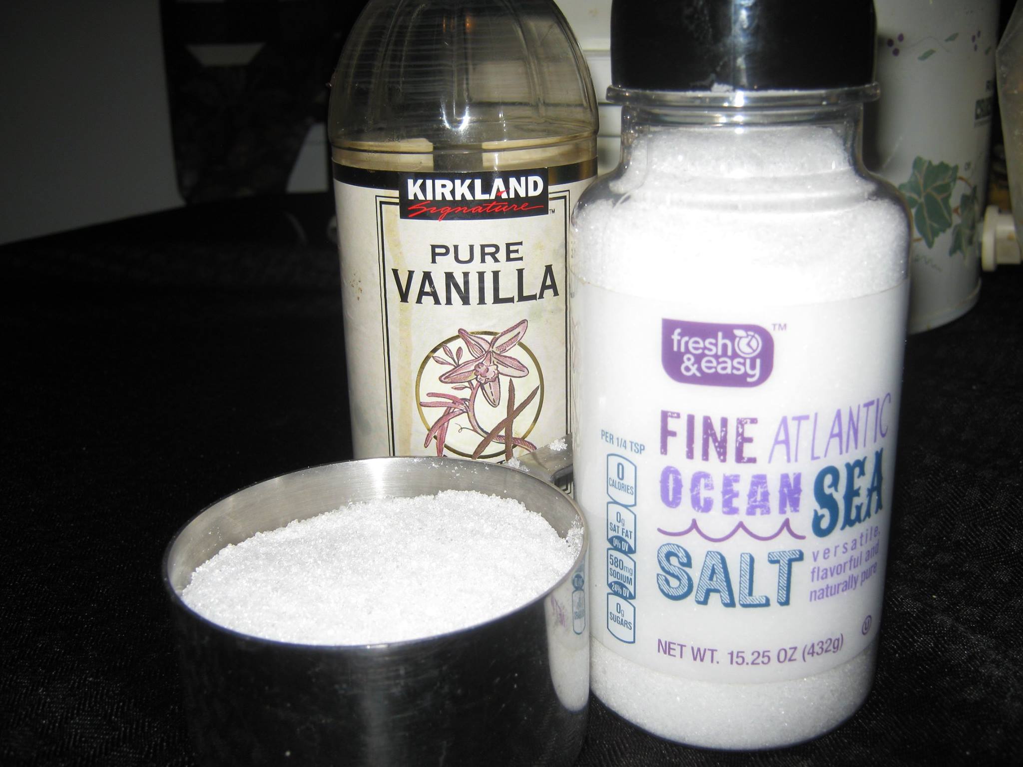 Salt, xylitol and vanilla